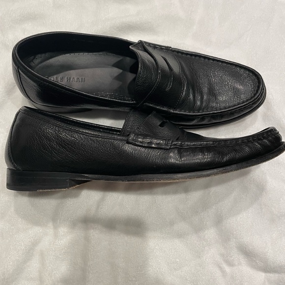 Men’s Cole Haan slip-on black shoes, size 12M, classic & super comfortable. - Picture 4 of 5